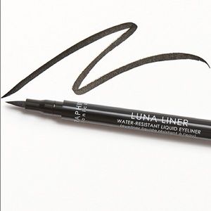 Luna Liner -Water-Resistant Liquid Eyeliner -Black